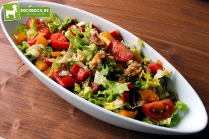 Rezept für herzhaften Salat mit Bacon & Broccoli von KochBock.de